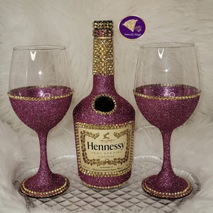 Gabrielle-Blinged Out, Iridescent Pink 750ml Bottle and Wine Glass Set