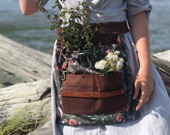 Summer Meadow ~ Forage apron, garden apron, harvest apron, forage bag, beach apron