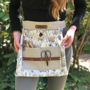 Meadow Rue ~ Garden apron, harvest apron, forage apron, beach apron