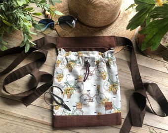 The MINI Garden Apron ~ Summer Bicycle ~ Garden apron, mini apron, forage apron, harvest apron, forage bag, mushroom apron, beach apron