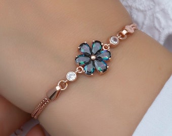 Pulsera de flor de trébol de 6 hojas Piedra de topacio místico Pulsera de plata de ley 925 chapada en oro rosa / Pulsera delicada / Regalo minimalista para ella