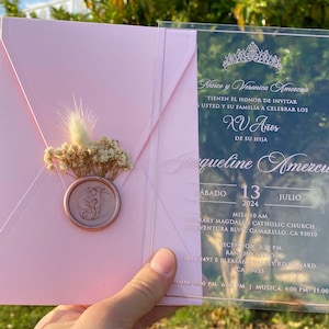 Acryluitnodiging voor quinceañera: roségouden folieprint, lakzegel