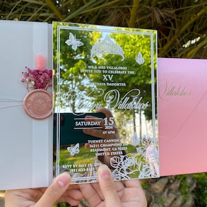 Silber gespiegelte Einladung, gespiegelte Quinceaños-Einladung, XV Años, Sweet 16, Quitteneinladung Spiegeleinladung, rosa Perlenumschlag