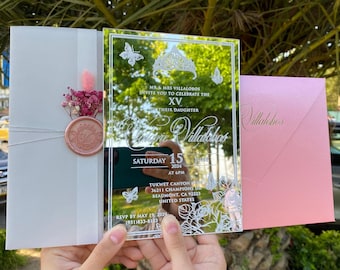 Convite de Quinceañera com Espelho Prateado: Envelope Rosa Pérola, Lacre de Cera