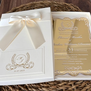 Gold gespiegelte Hochzeitseinladung, Custom cut gespiegelte Hochzeitseinladung, Satin Elfenbeinfarbene Einladungsbox, Elfenbeinfarbene Einladungsbox, Spiegel laden ein