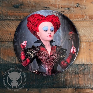 Sottobicchiere in ceramica ispirato ad Alice nel Paese delle Meraviglie - Regina di Cuori - Helena Bonham Carter in uno dei suoi ruoli più memorabili.