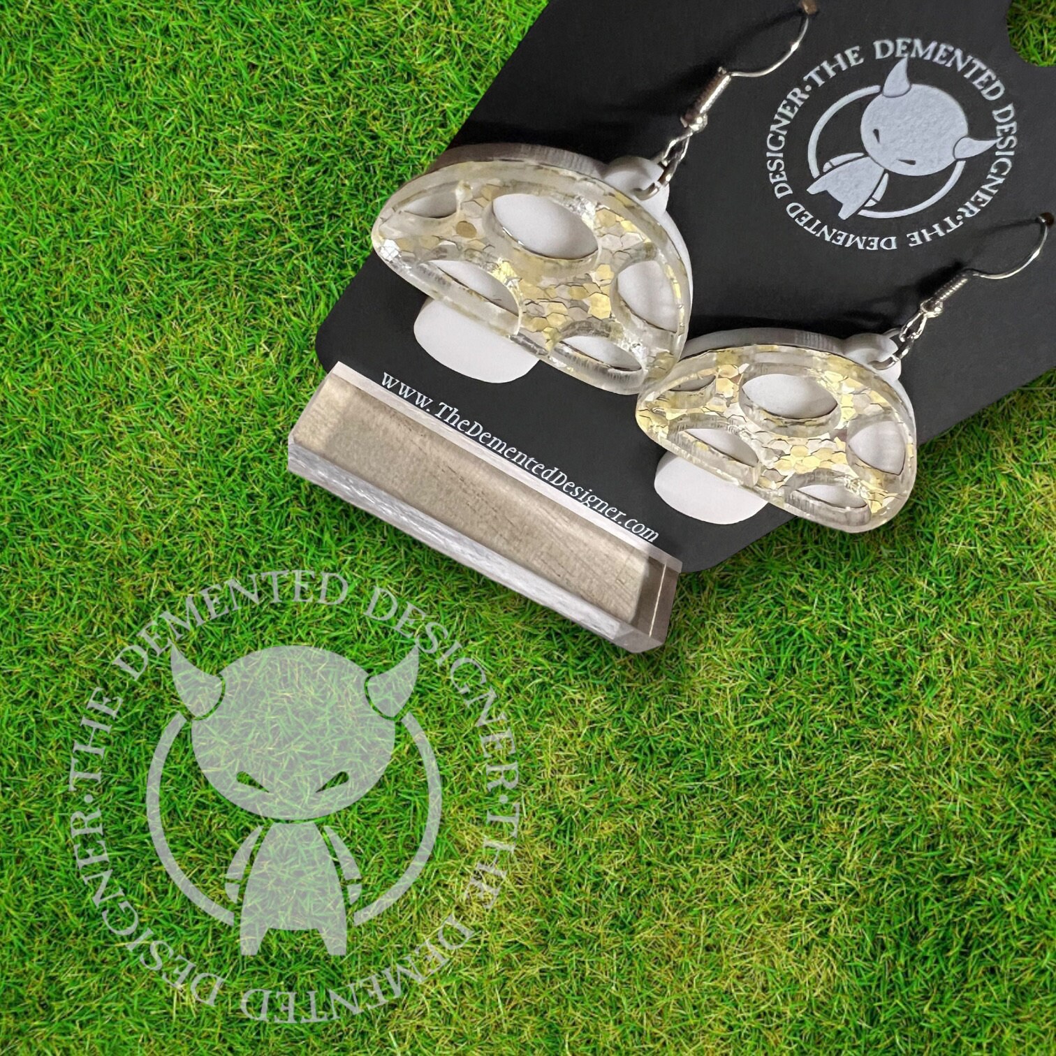 Handmade Acrylic Mushroom Dangle Earrings: Colorful Fungi Jewelry - Thumbnail 4