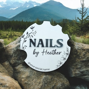 Nailfie Disc, Photo prop for Nails, Nail Tech Gifts, Beauty Salon Sign, Social Media Sign, Gift for Her, Nail Art Designs, Salon Decor