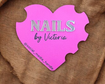 Pink Heart Nailfie Disc: Personalized Nail Art Photo Prop