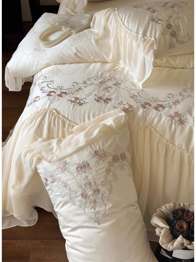 Lace Embroidered Bedding Princess Ruffled Duvet Cover Set Bedding Set