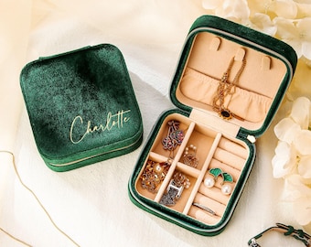 Personalized travel jewelry box Christmas Gift, small square earring organizer, bridesmaid gifts box for sister, friend