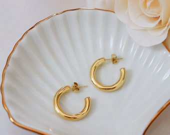 Chunky Gold Hoops, Simple Big Gold Hoops, Oval Gold Half Hoop Earrings, Circle Golden Hoops, Medium Hoops, Thick Gold Earrings, Gift for Her