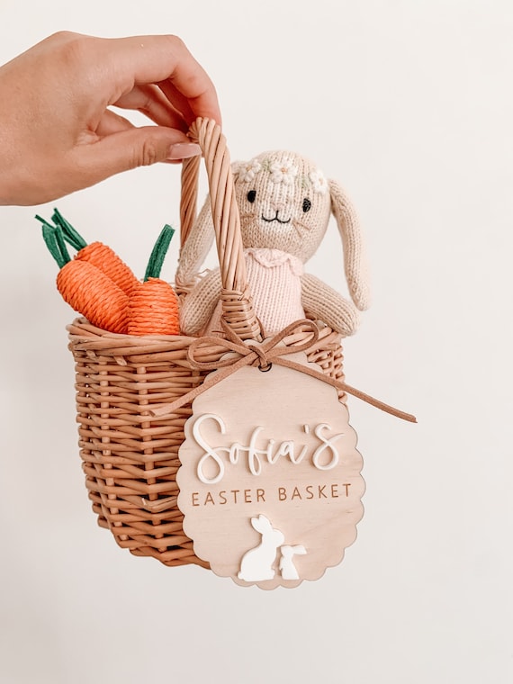 Easter basket tag / Scalloped name tag / Easter name tag / Personalised Easter tag / Easter / Easter hamper tag / Easter gift tag