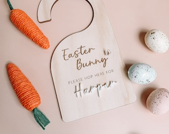 Easter bunny door hanger / Easter bunny sign / Personalised Easter sign / Easter  / Easter gift tag / Easter bunny hop here / Easter bunny