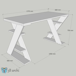 Może przedstawiać: Białe biurko z drewnianą podstawą w kształcie litery X i trzema p&oacute;łkami. Biurko ma 1370 mm szerokości, 1050 mm głębokości i 750 mm wysokości.