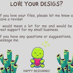 K&ouml;nnte beinhalten: Eine gr&uuml;ne Schildkr&ouml;ten-Karikatur, die ein rosa Herz h&auml;lt, mit dem Text "LOVE YOUR DESIGS?" dar&uuml;ber. Der Text unter der Schildkr&ouml;te lautet "HAPPY DESIGNING!" und es befinden sich gr&uuml;ne Cartoon-Pflanzen auf beiden Seiten der Schildkr&ouml;te.