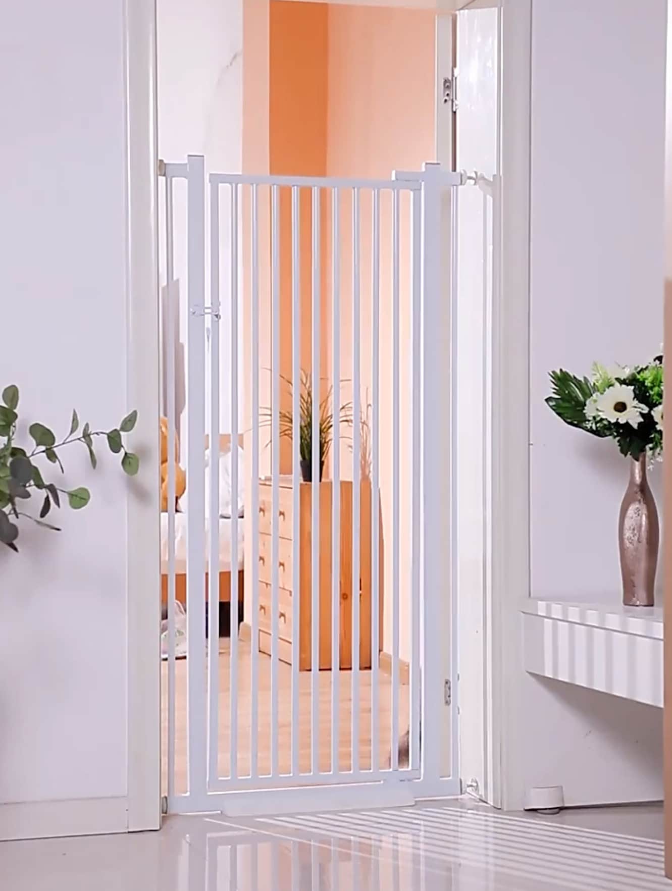 Tall baby gate for cheap cats