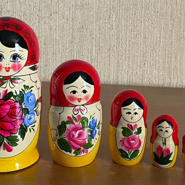 Russian nesting doll of 6, Semyonov nesting doll, Babushka of 6 pieces, Big nesting doll, Original Russian matryoshka