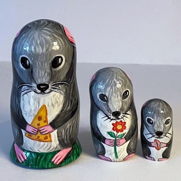 Mouse family nesting dolls, wooden toy, Russian matryoshka