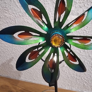Solar Lamp Garden Wind Chime Lighting Outdoor Colorful Decoration Metal Winter Garden Outdoor Lighting Solar