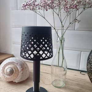 Solar table lamp