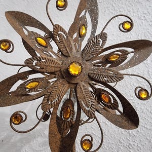 Solar Lamp Garden Wind Chime Flower Lighting Outdoor Rust Look Decoration Metal Conservatory Outdoor Lighting Solar