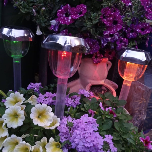 Solar lamp set color changing sidewalk lighting