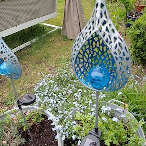 Garden Solar Lamp Decoration Garden Lighting and Fairy Lights Winter Garden Outdoor and Gardening Outdoor Lighting Metal Decoration Garden Decoration