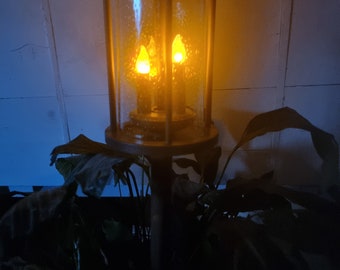 Solar lamp lantern with candles fire effect
