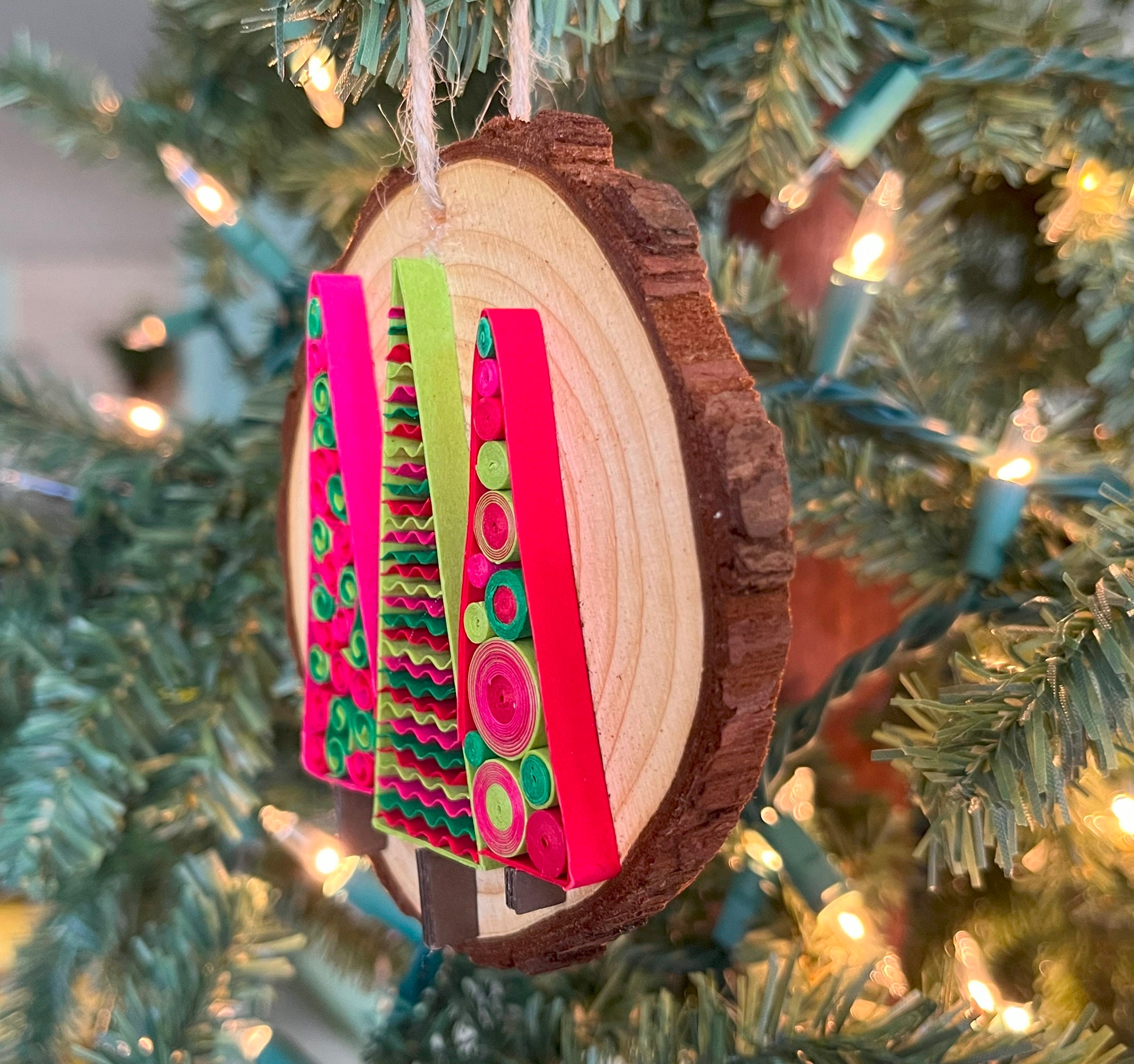 Christmas Trees Ornament, Handmade Christmas Ornament, Quilling on Wood