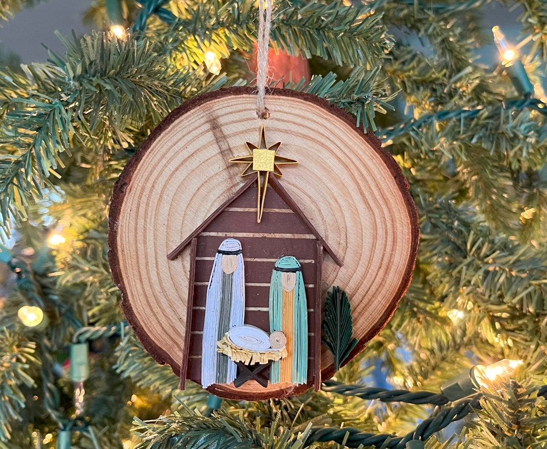 Paper Quilled Art Nativity Ornament, Handmade Christmas Ornament