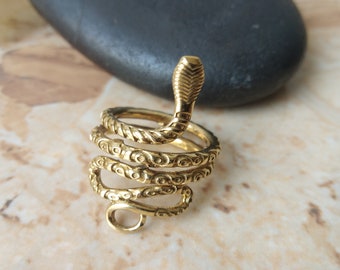 Golden Snake  Brass Round - Rings / Buy Brass Ring Online In India / Brass Fashion Jewellery Rings / Finger ring brass / Brass Jewelry