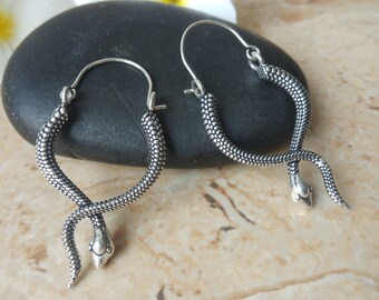 Cut snake Earrings / Style Brass Handmade Earrings /   Brass Ethnic Bali Earrings / Metal Earrings / Designer