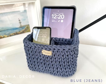 Cesta de algodón tejida a crochet con separadores: organizador para mesita de noche, soporte para libros Kindle, almacenamiento para mandos a distancia.