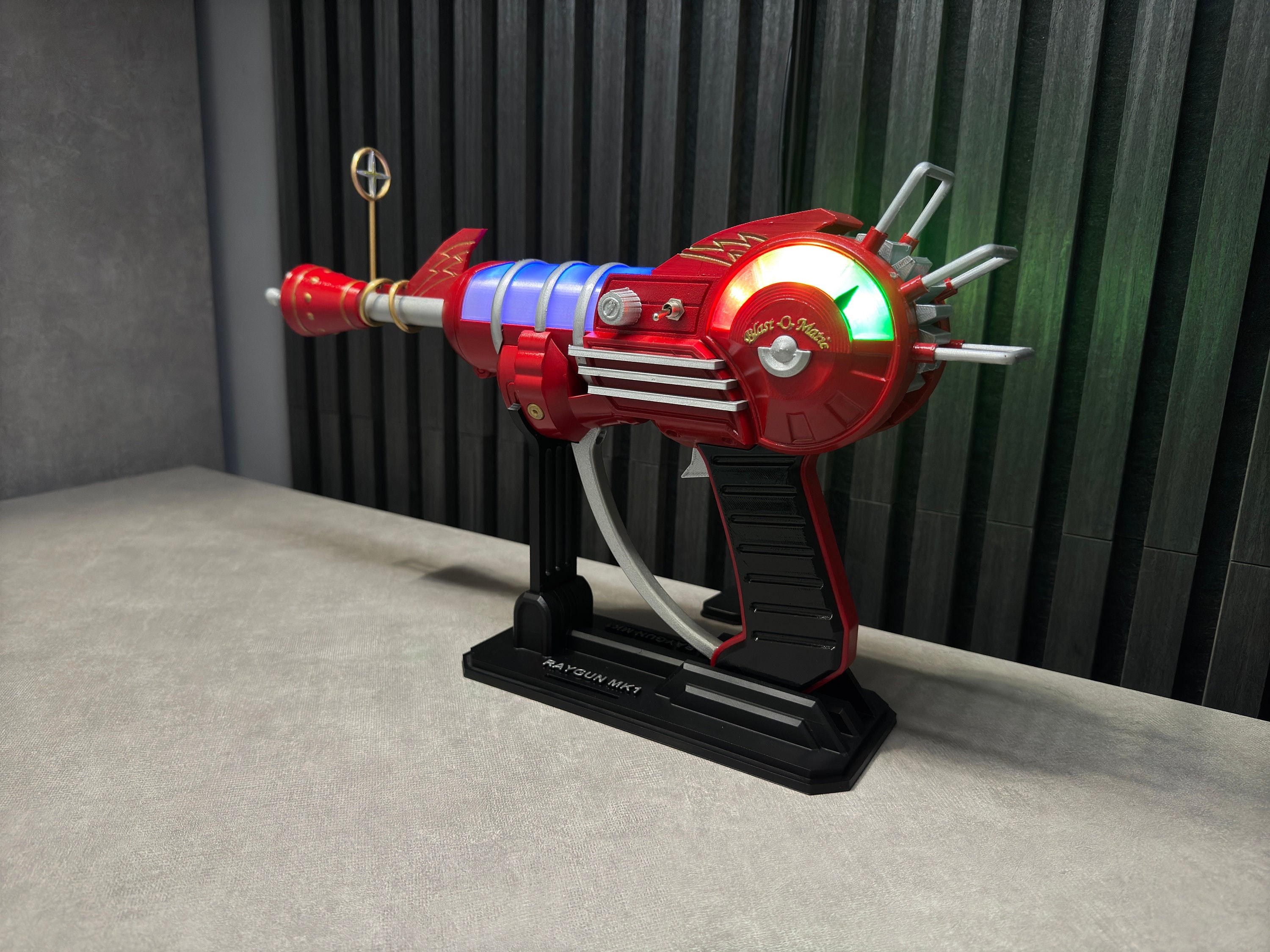 洋書 common / Ray Gun 洋書 common / Ray Gun 洋書 common / Ray Gun Lasers, Ray Guns