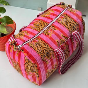 Sac de sport en velours, sac de sport à bandoulière pour femme imprimé tigre, cadeau pour elle, sac de voyage unique à imprimé bloc, sacs personnalisés