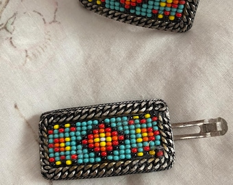 Lot of 2 Vintage Native American Beaded Silver Hair Clips Barrettes. They are approximately 2 inches long. Perfect condition.
