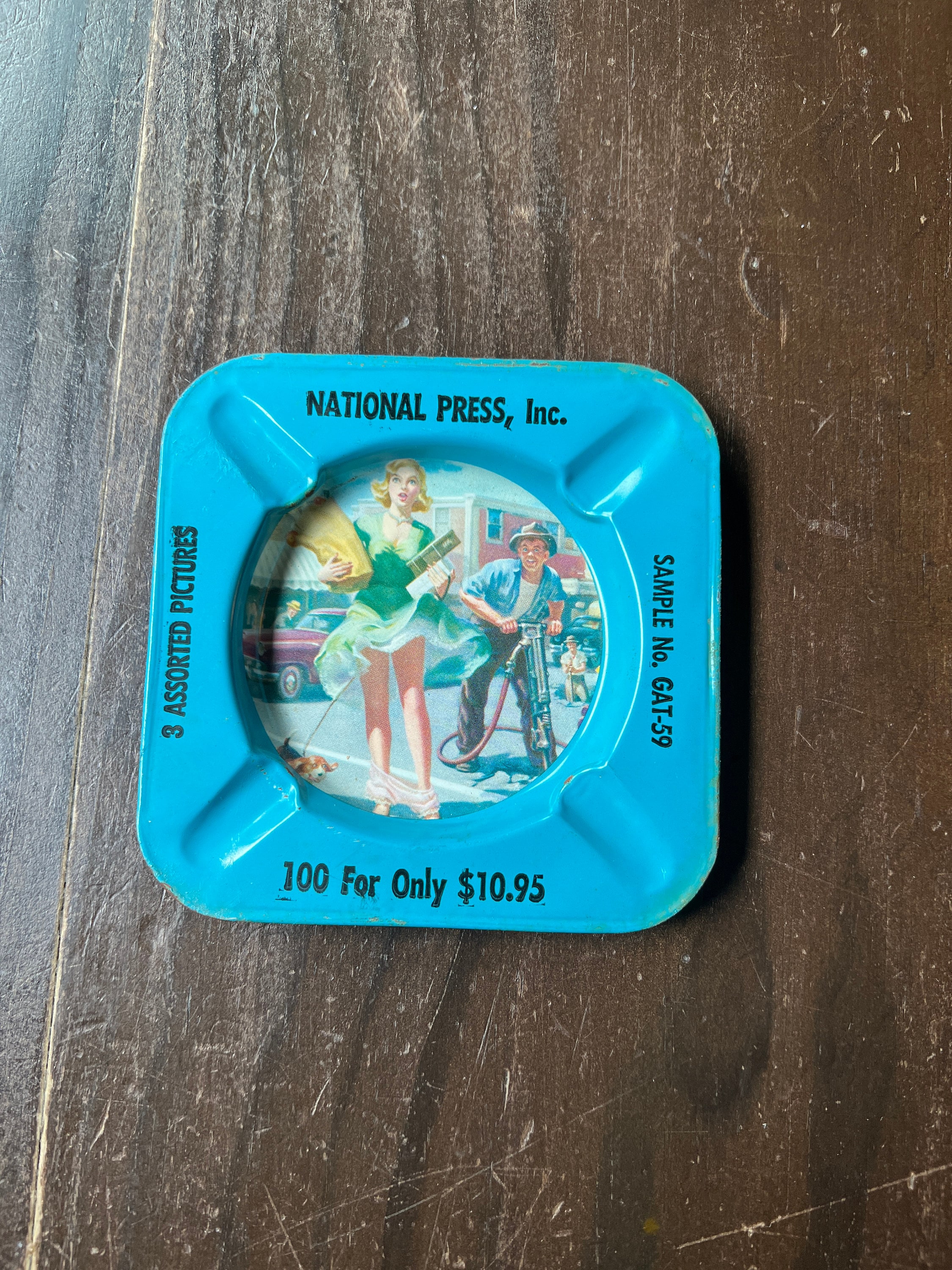 Pin up Ashtray - Etsy