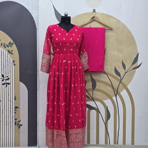 Pink Georgette Gown: Embroidered Indian Wedding Dress with Net Dupatta