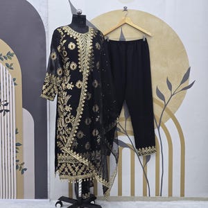 Zwart Indiaas palazzo-kostuum Georgette: geborduurde trouwoutfit