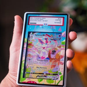 Sylveon VMAX Alt PSA BGS | Display Case Extended Art for Graded Pokemon Card