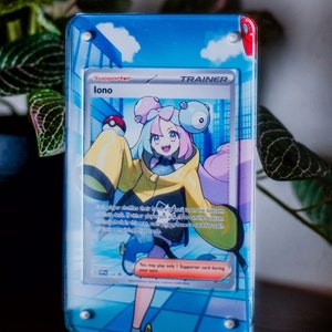 Iono Premium Tournament Collection Promo Grande vitrine porte-cartes d'art pour Pokémon