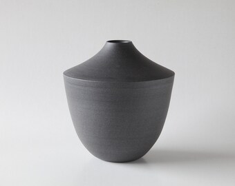 Vase 015, Minimalist Stone Vase, Japanese Handmade, Bud Vase, Vases For Decor, Tall Vase, Small Vase, Ceramic