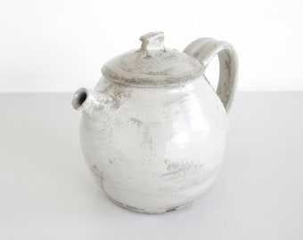 Tall Hakeme Teapot | Handmade Stoneware Ceramic Teapot | Handcrafted in Japan
