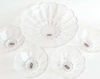 Vintage Violetta | Hand-Cut Crystal | Stacking Serving Bowl Set | Leaf Pattern | Set of 5 | Made in Poland