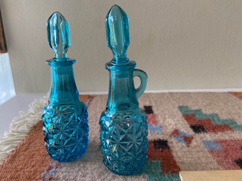 Indiana Glass Cobalt Blue Oil Vinegar Mini Cruet Apothecary Jars with Stopper and Handle image 7