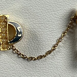 Vtg Beta Sigma Phi Sorority Pin Gold Tone Blue Stone Seed Pearls Torch Pin