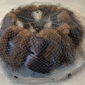 Vintage Brown Mink Fur Pillbox Hat Satin Bow Cocktail Netting