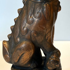 Chinese Ceramic Porcelain Foo Fu Dog Temple Guardian Lion Statue Ornate Painted
