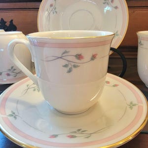 Tea Cups Lenox &quot;Rose Manor Pink (With Gold Trim)&quot; Vintage Tea Cups With Saucers - Fine China By Lenox -Pink Roses - Gifts For Her